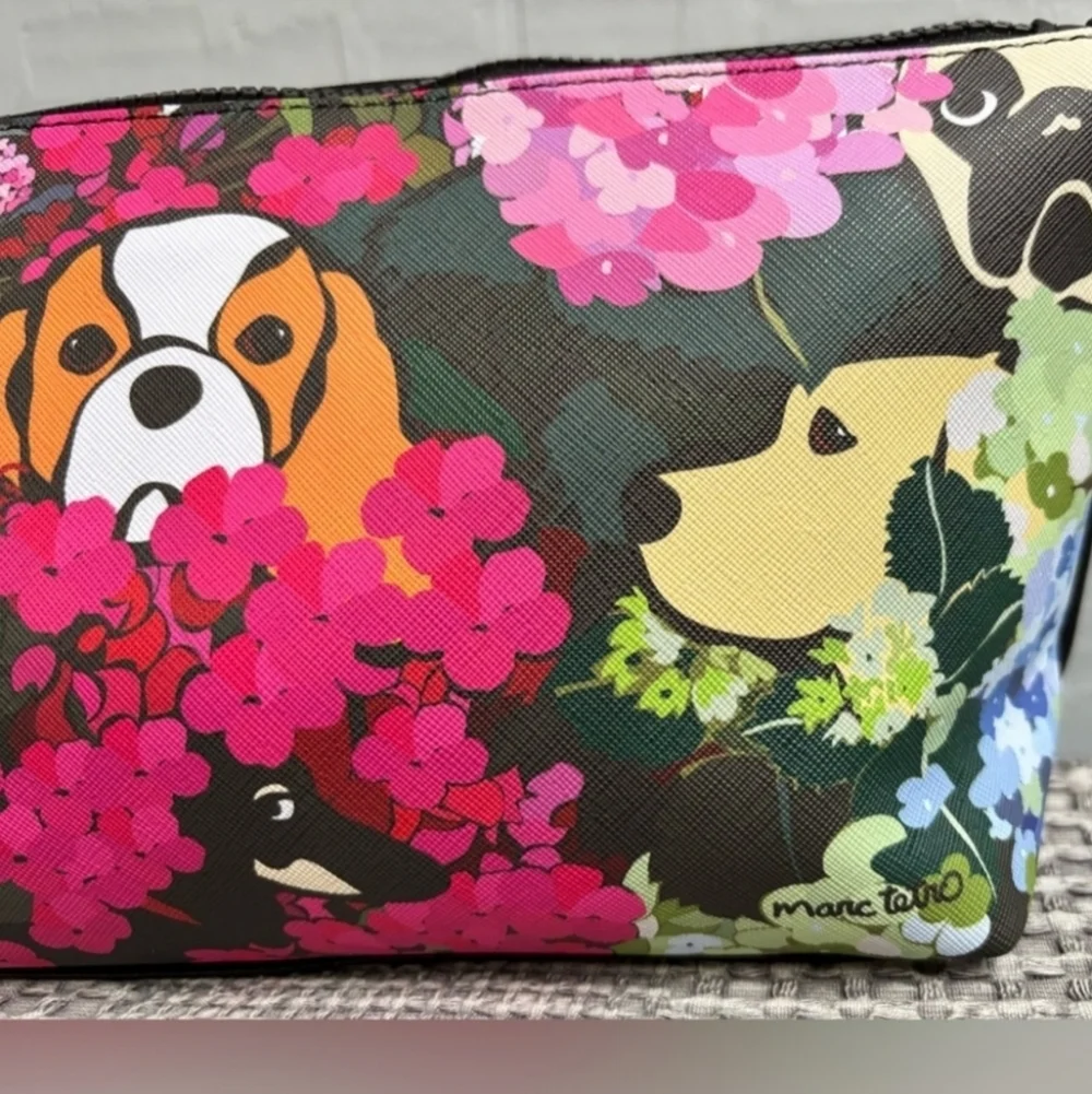 🖤▪️Marc Tetro▪️ Black Floral Dogs Cosmetic Bag